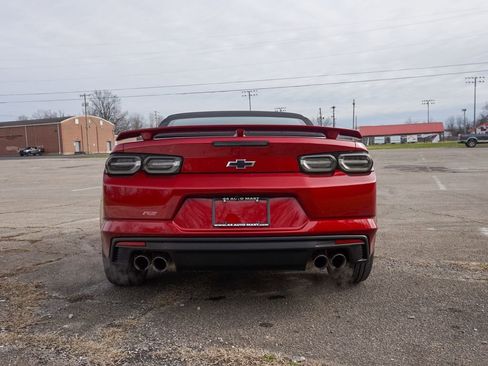Used 2023 Chevrolet Camaro LT w/ RS Package image 4