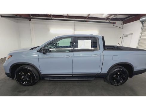 Used 2024 Honda Ridgeline Black Edition image 5