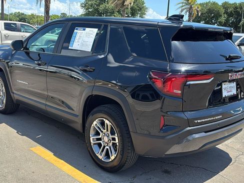 Certified 2025 GMC Terrain Elevation AWD/4WD image 5