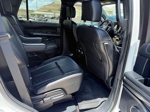 Used 2020 Ford Expedition XLT w/ Equipment Group 202A image 16