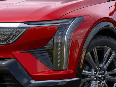 New 2026 Cadillac Optiq Sport 2 image 34