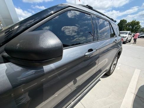 Used 2023 Ford Explorer XLT w/ Equipment Group 202A AWD/4WD image 7