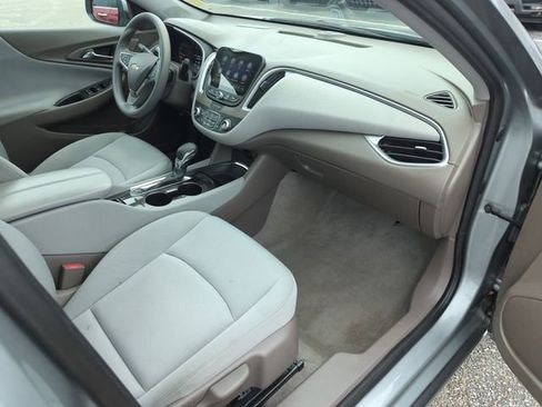Used 2024 Chevrolet Malibu LT FWD image 34