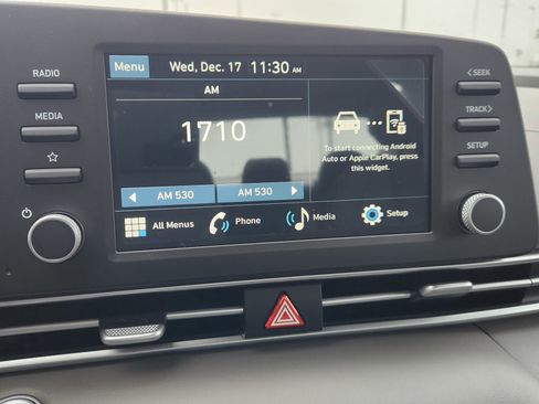 New 2026 Hyundai Elantra Sport image 18