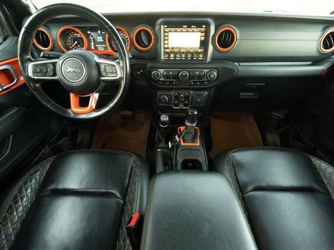 Used 2021 Jeep Gladiator Overland image 9