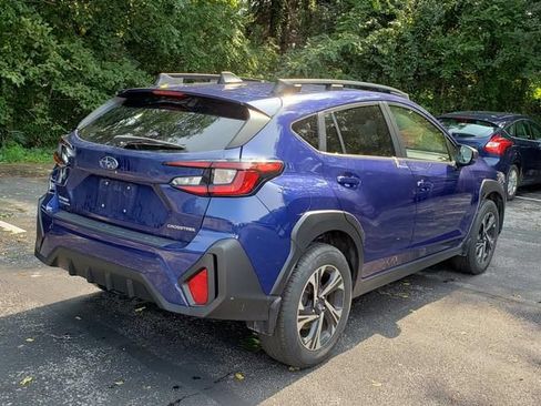 Used 2024 Subaru Crosstrek 2.0i Premium AWD/4WD image 3
