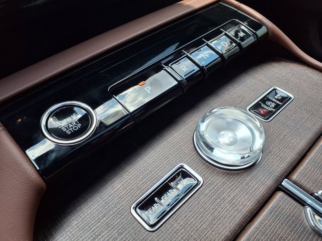 New 2026 Lincoln Navigator Reserve AWD/4WD image 13