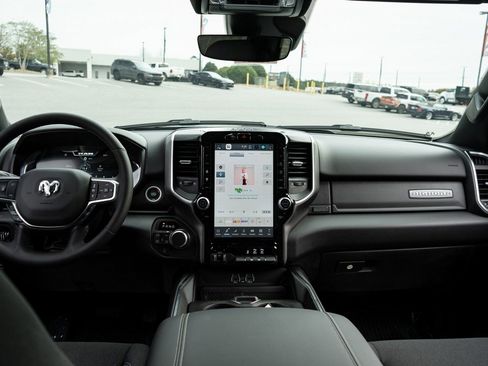 New 2026 RAM 1500 Big Horn AWD/4WD image 19