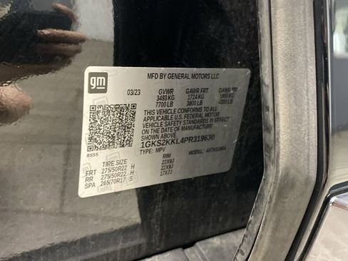 Used 2023 GMC Yukon XL Denali Ultimate AWD/4WD image 41