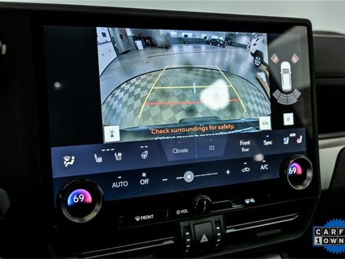 Used 2024 Lexus GX 550 image 21