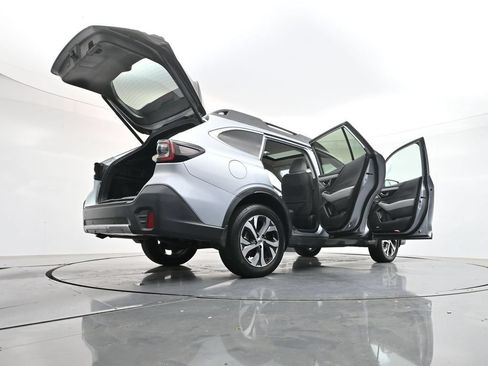 Used 2020 Subaru Outback Limited w/ Popular Package #2 AWD/4WD image 46