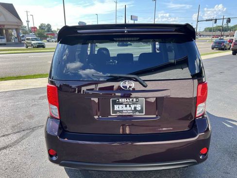 Used 2015 Scion xB image 4