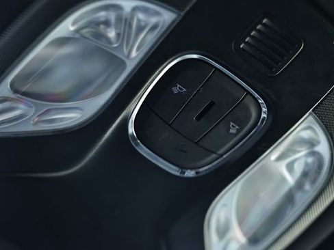 Used 2024 Jeep Compass Latitude image 41