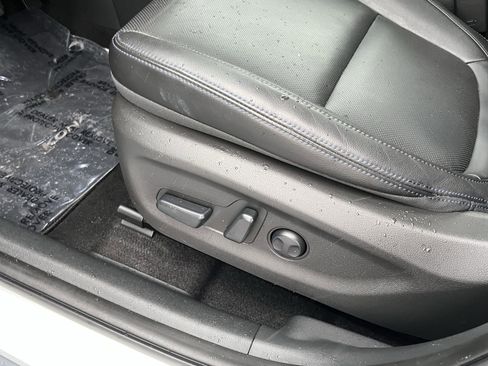 Certified 2022 Hyundai Kona Limited image 18