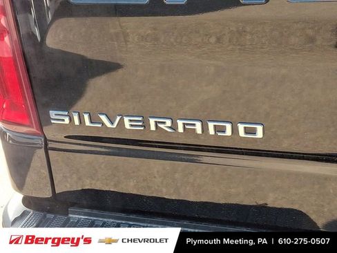 Certified 2023 Chevrolet Silverado 1500 High Country w/ High Country Premium Package AWD/4WD image 33