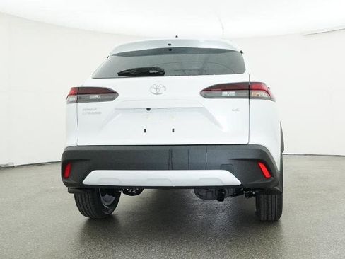 New 2026 Toyota Corolla Cross LE w/ Moonroof Package FWD image 23