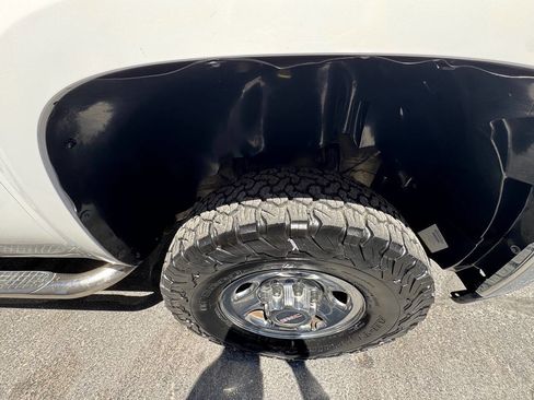 Used 2009 GMC Sierra 2500 SLE w/ SLE Preferred Package RWD image 33