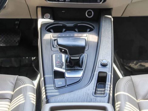 Used 2019 Audi A4 2.0T Premium w/ Convenience Package FWD image 14