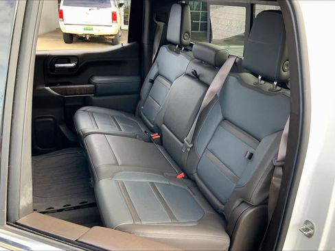 Used 2019 GMC Sierra 1500 Denali w/ Denali Ultimate Package AWD/4WD image 21