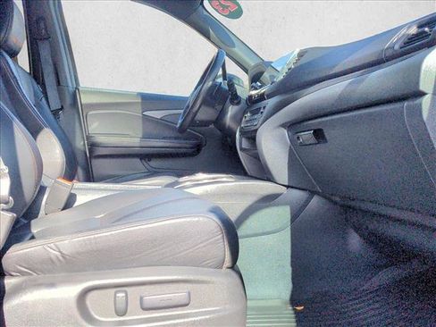 Used 2023 Honda Passport TrailSport image 22