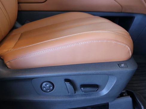 Certified 2025 INFINITI QX60 Sensory w/ Vision Package image 42