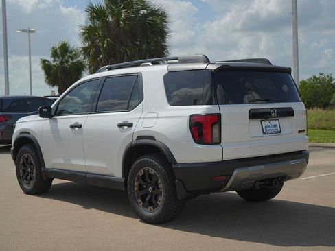 Used 2026 Honda Passport TrailSport Elite image 3