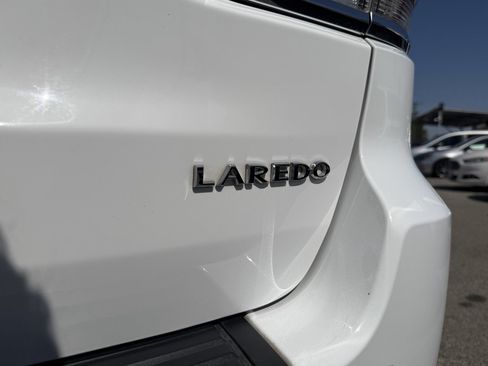 Used 2020 Jeep Grand Cherokee Laredo w/ Laredo X Package RWD image 22