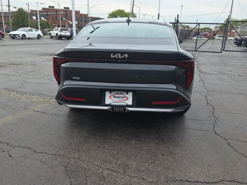 Used 2025 Kia K4 FWD image 6