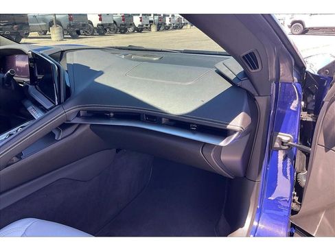 Used 2026 Chevrolet Corvette Stingray Coupe w/ 1LT RWD image 15