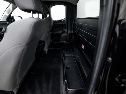 Used 2021 Toyota Tacoma SR image 16