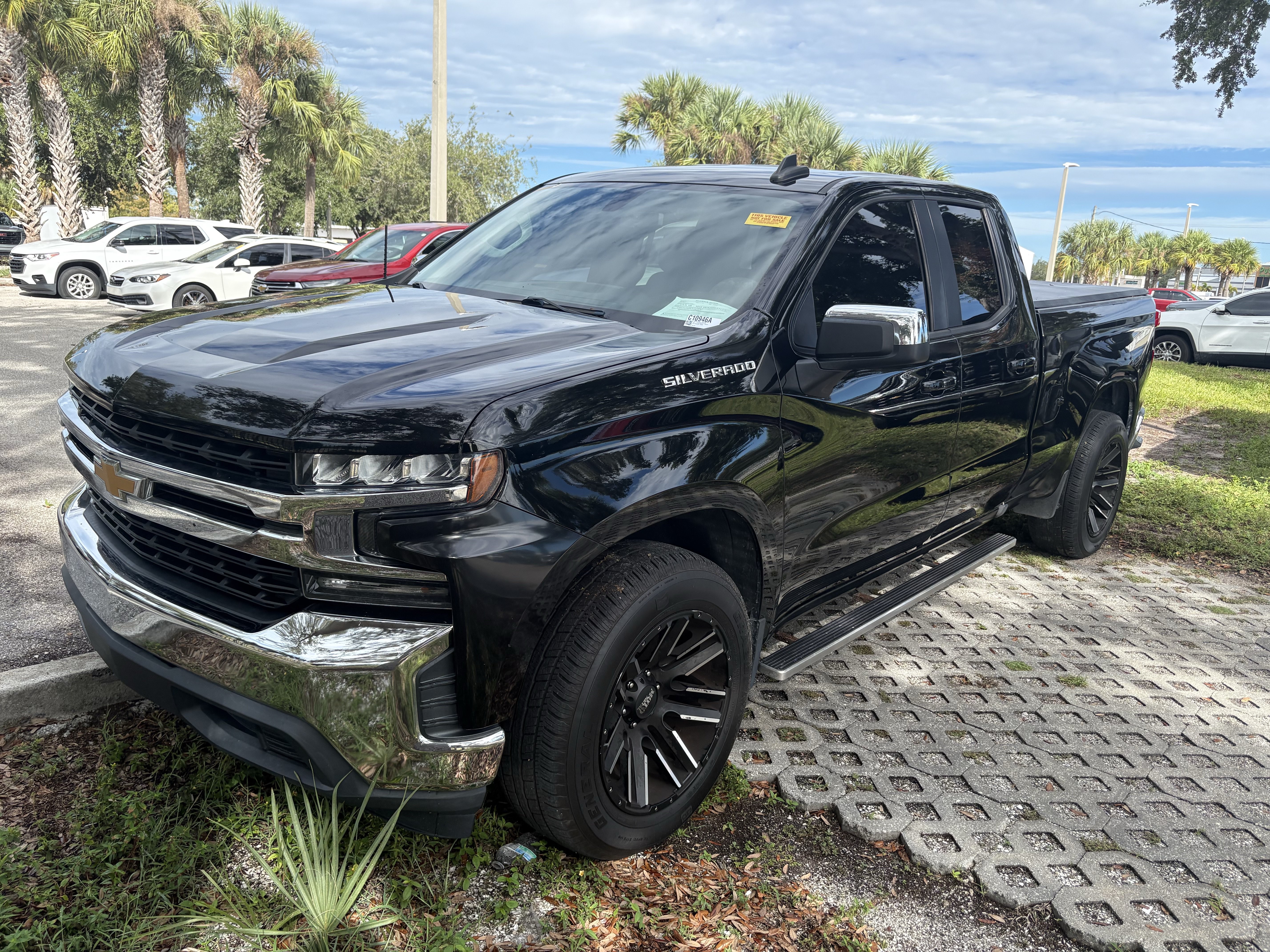 Used 2020 Chevrolet Silverado 1500 LT w/ All-Star Edition RWD image 3