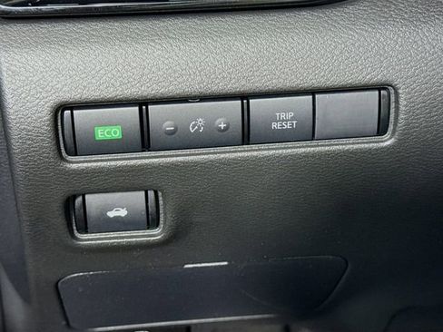 Certified 2023 Nissan Sentra SR w/ SR Premium Package image 12