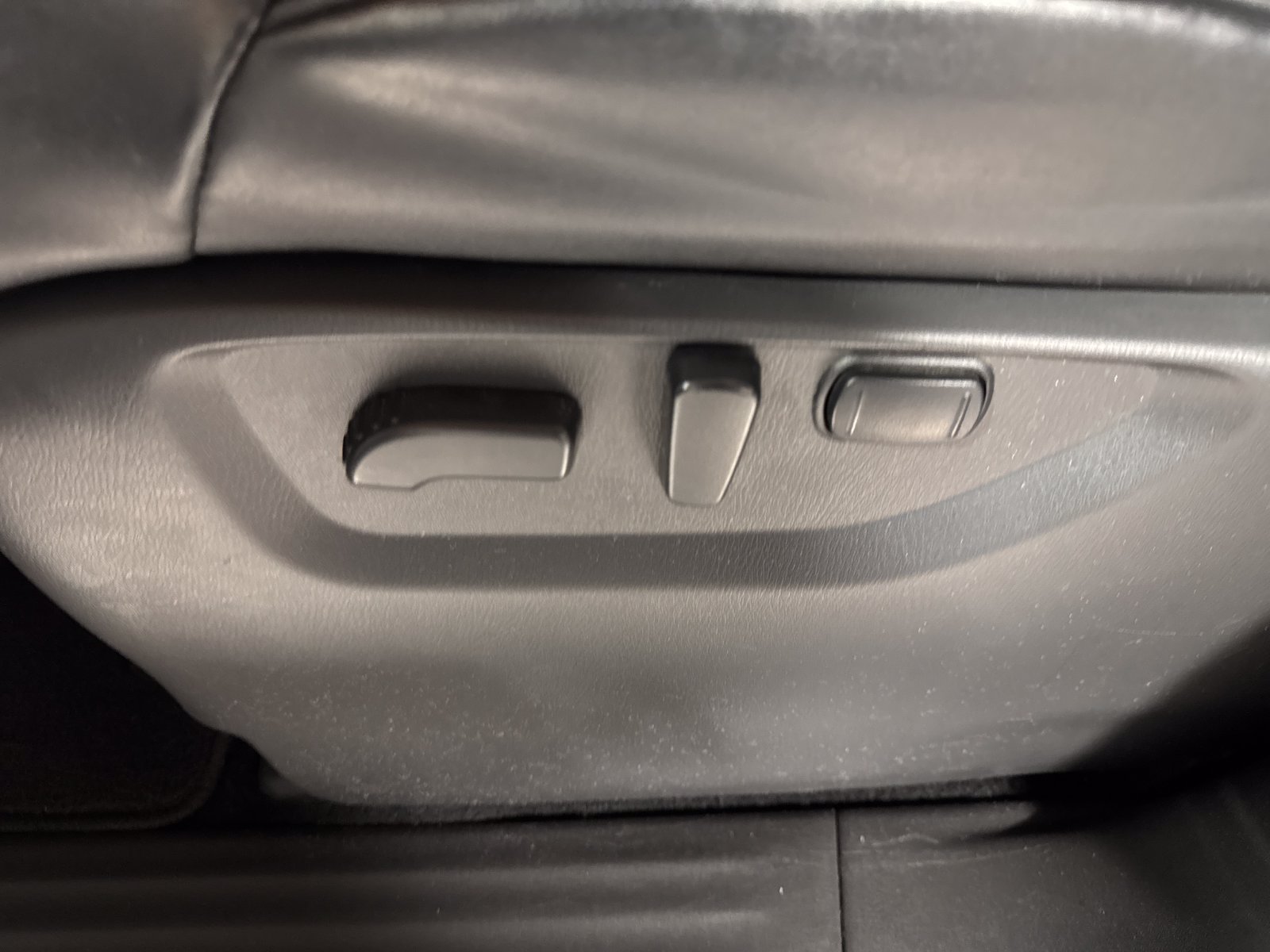 Used 2021 Nissan Armada SV AWD/4WD image 15