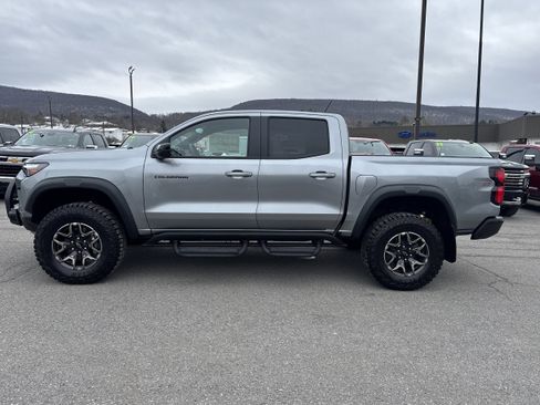 New 2026 Chevrolet Colorado ZR2 w/ Off-Road Front Bumper Package image 7