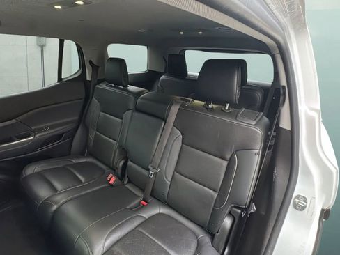 Used 2019 GMC Acadia SLT image 14