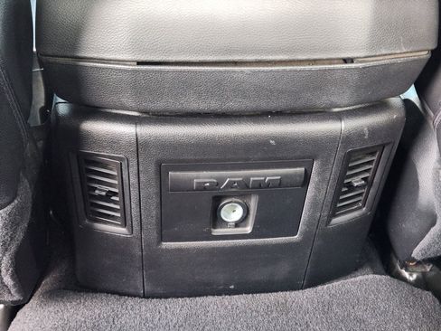 Used 2015 RAM 1500 Sport w/ Black Ram 1500 Sport Group image 34