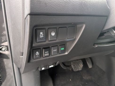 Certified 2022 Nissan Rogue Sport SL image 16