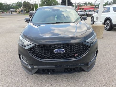 Used 2019 Ford Edge ST w/ Cold Weather Package AWD/4WD image 4