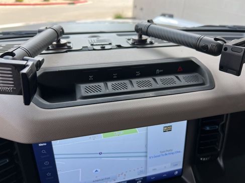 Used 2022 Ford Bronco Wildtrak AWD/4WD image 18