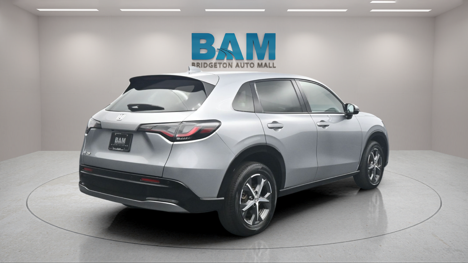 Used 2024 Honda HR-V EX-L image 3