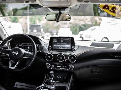 Used 2024 Nissan Sentra SR FWD image 6