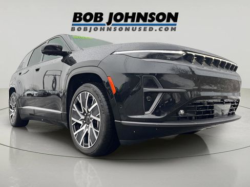 Used 2025 Jeep Wagoneer S Limited image 1