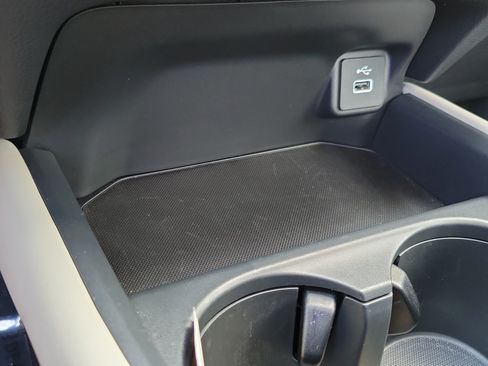 Used 2025 Honda HR-V LX image 27