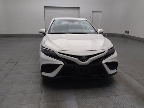 Used 2021 Toyota Camry SE image 14