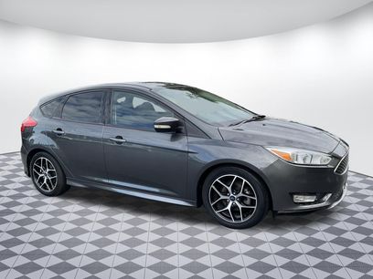 Used 2016 Ford Focus SE w/ SE Sport Package