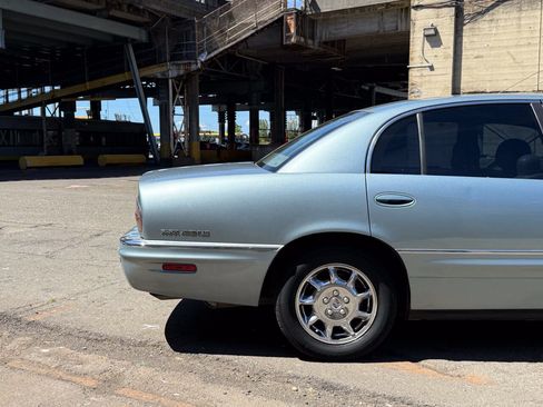 Used 2004 Buick Park Avenue w/ Prestige Feature Package FWD image 20