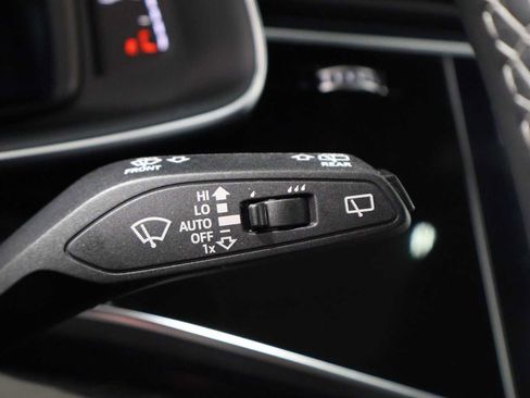 Used 2025 Audi Q8 Premium Plus w/ Premium Plus Package image 28