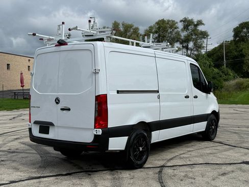 Used 2021 Mercedes-Benz Sprinter 2500 w/ Premium Package image 4