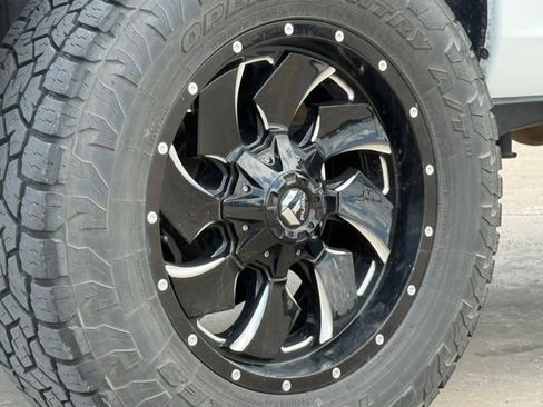 Used 2022 RAM 2500 Big Horn AWD/4WD image 15
