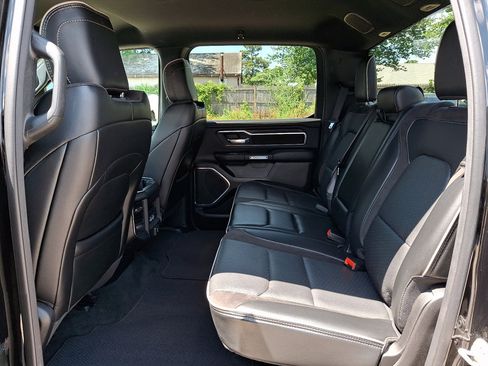Used 2024 RAM 1500 Laramie AWD/4WD image 20